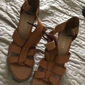 Bass high heel sandals for straps